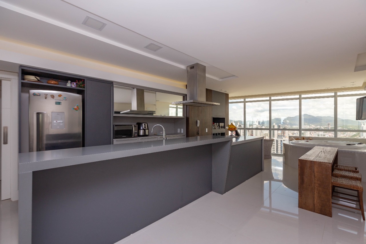 Foto do imóvel Apartamento no Alameda Jardins em Balneário Camboriú – 228m², 4 suítes e lazer completo