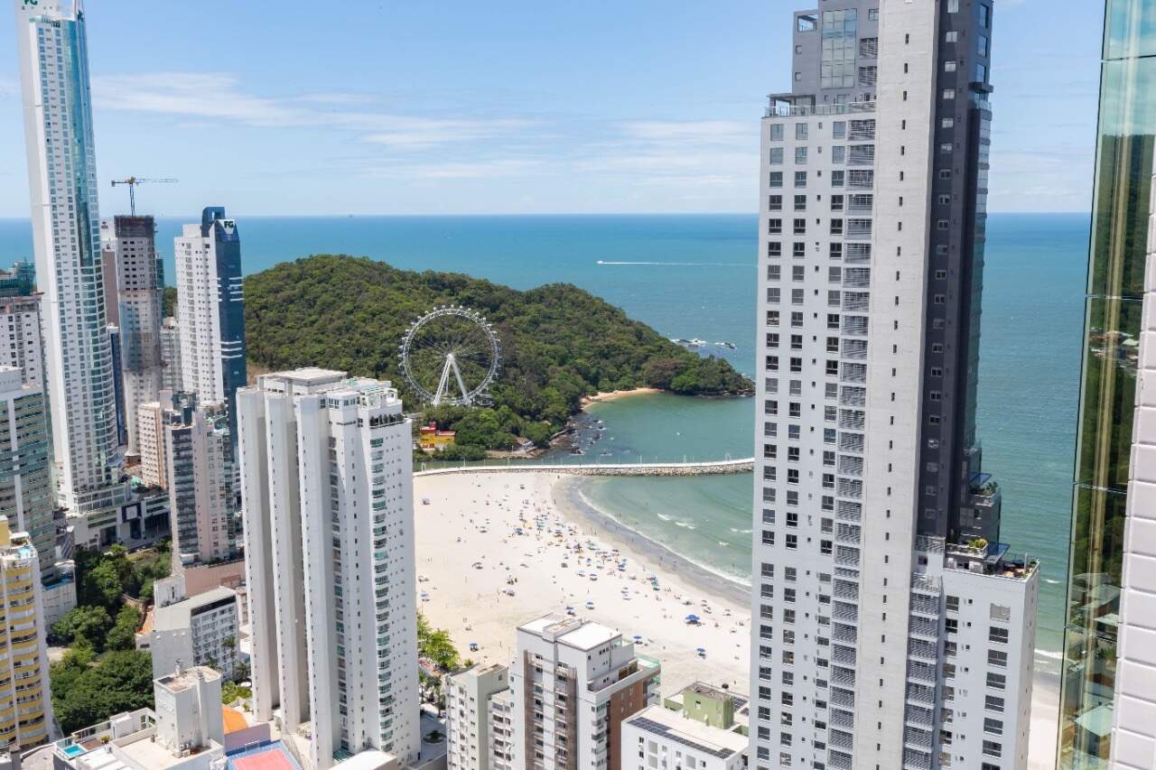 Foto do imóvel Apartamento no Alameda Jardins em Balneário Camboriú – 228m², 4 suítes e lazer completo