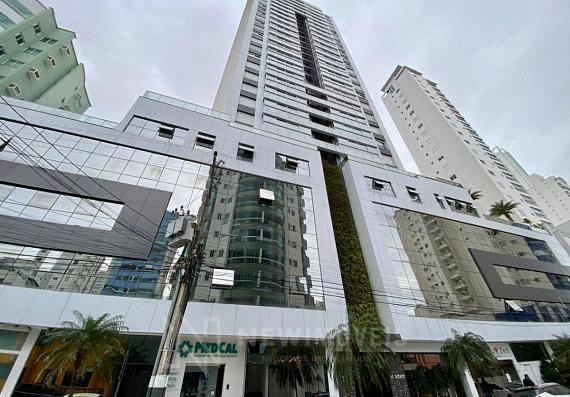 Foto do imóvel Apartamento com 03 suítes Mobiliado no Essence em Balneário Camboriú