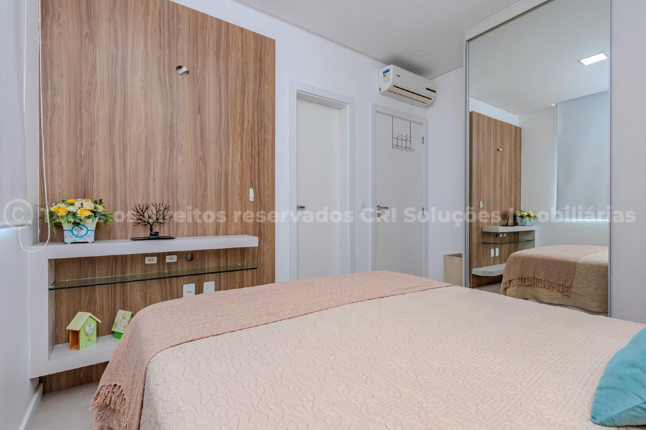 Foto do imóvel Apartamento à venda com 3 suítes e 2 vagas de garagem no Edifício Farol Ilha da Paz no centro de Balneário Camboriú