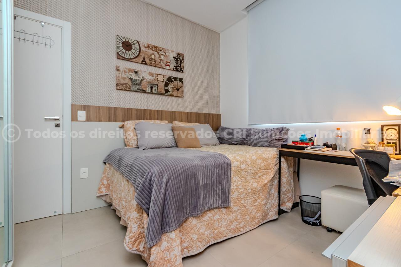 Foto do imóvel Apartamento à venda com 3 suítes e 2 vagas de garagem no Edifício Farol Ilha da Paz no centro de Balneário Camboriú