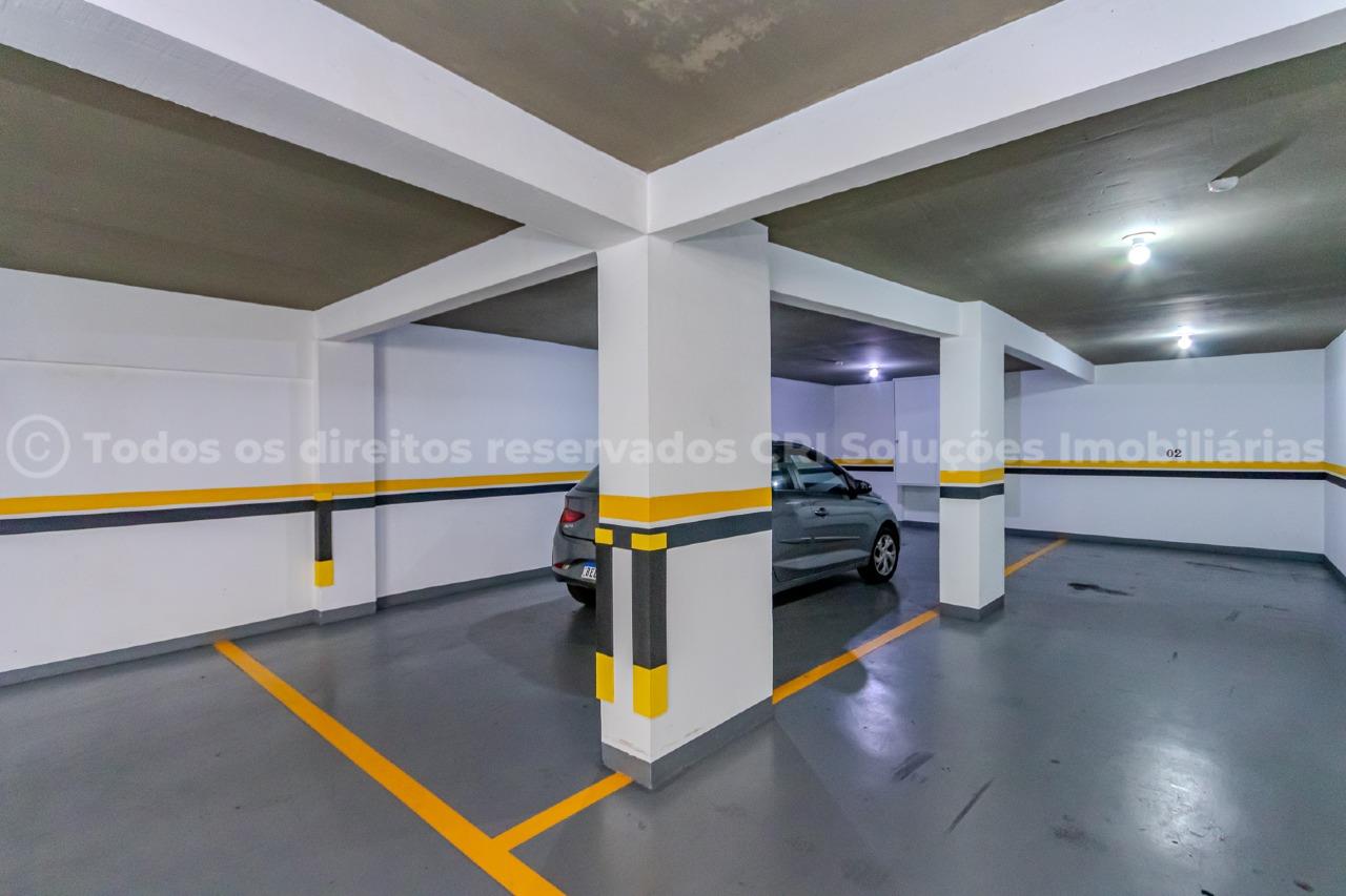 Foto do imóvel Apartamento à venda com 3 suítes e 2 vagas de garagem no Edifício Farol Ilha da Paz no centro de Balneário Camboriú