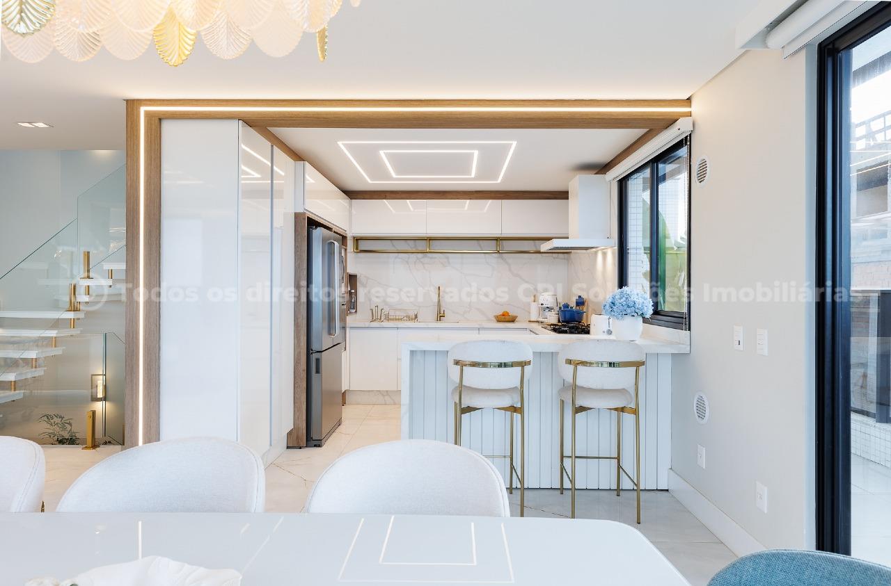 Foto do imóvel Cobertura no Edifício Brava Palace em Itajaí – 4 suítes, piscina privativa e vista para o mar