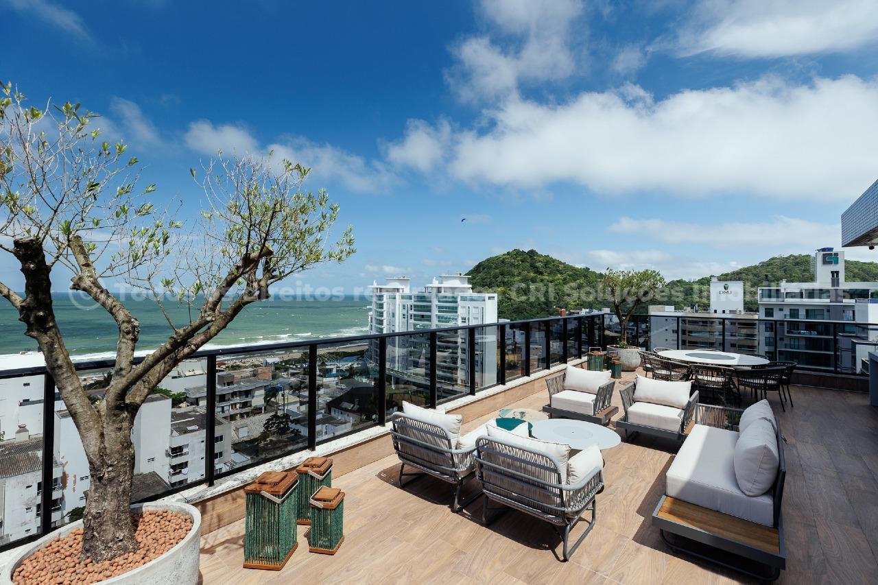 Foto do imóvel Cobertura no Edifício Brava Palace em Itajaí – 4 suítes, piscina privativa e vista para o mar