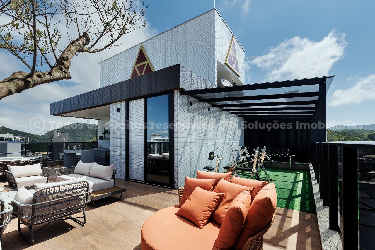 Foto do imóvel Cobertura no Edifício Brava Palace em Itajaí – 4 suítes, piscina privativa e vista para o mar