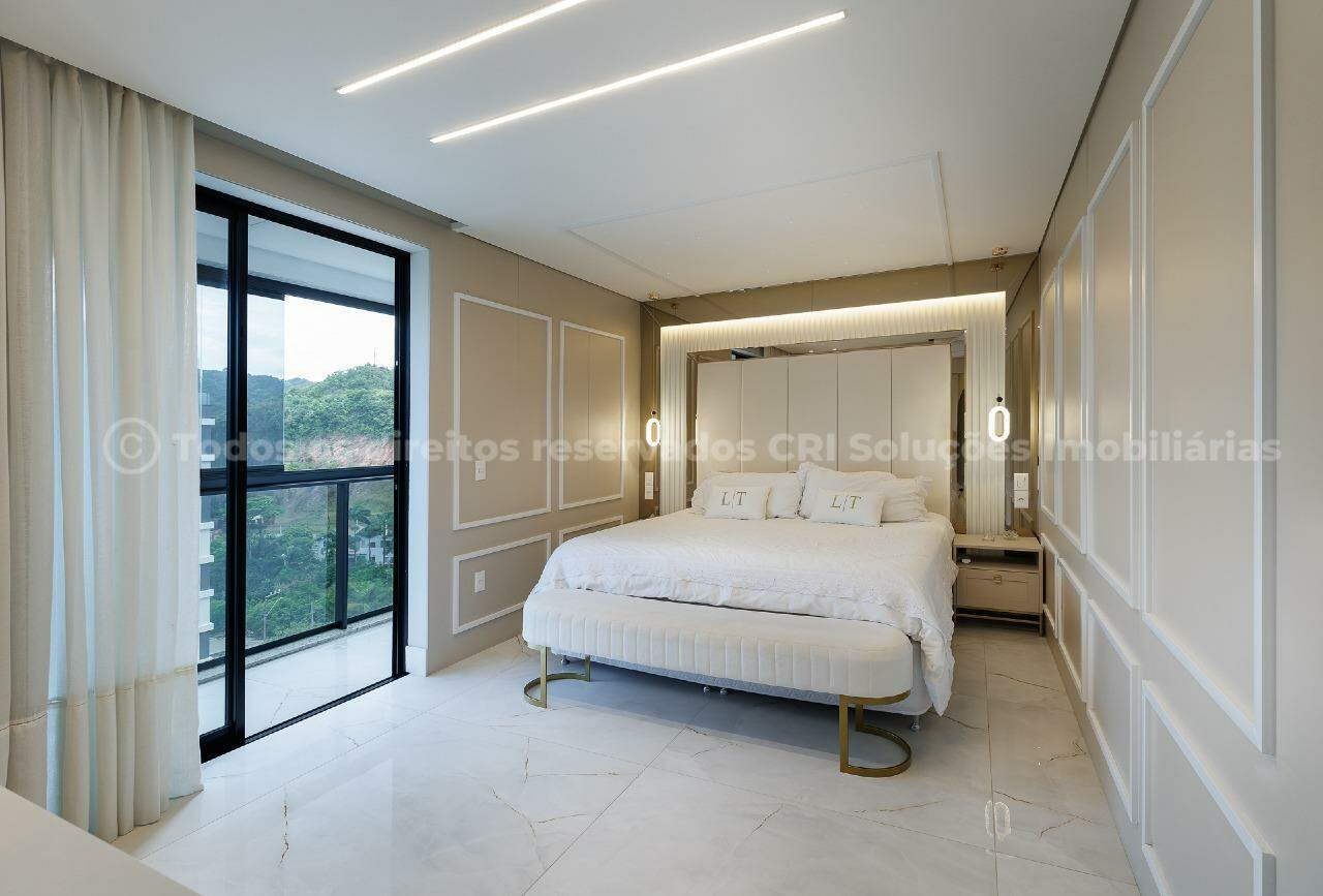 Foto do imóvel Cobertura no Edifício Brava Palace em Itajaí – 4 suítes, piscina privativa e vista para o mar