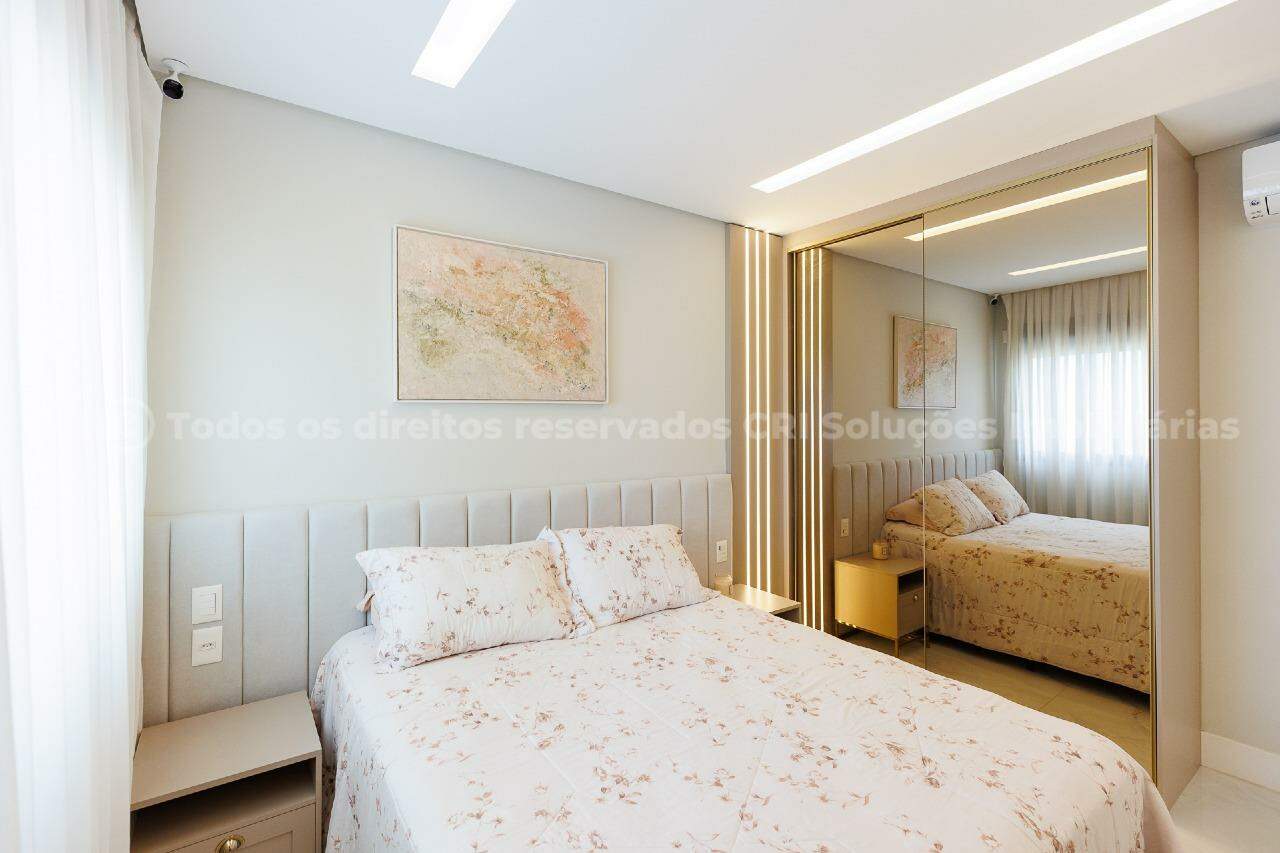 Foto do imóvel Cobertura no Edifício Brava Palace em Itajaí – 4 suítes, piscina privativa e vista para o mar