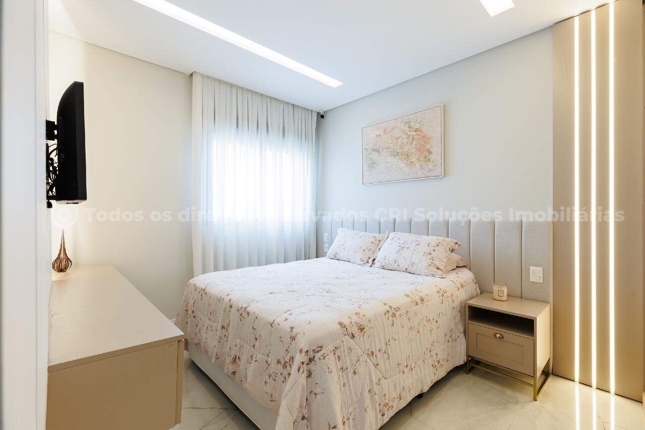 Foto do imóvel Cobertura no Edifício Brava Palace em Itajaí – 4 suítes, piscina privativa e vista para o mar