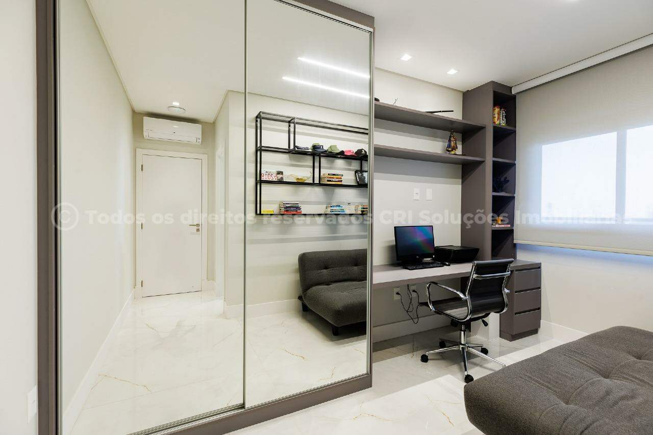 Foto do imóvel Cobertura no Edifício Brava Palace em Itajaí – 4 suítes, piscina privativa e vista para o mar