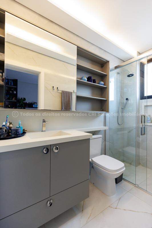 Foto do imóvel Cobertura no Edifício Brava Palace em Itajaí – 4 suítes, piscina privativa e vista para o mar