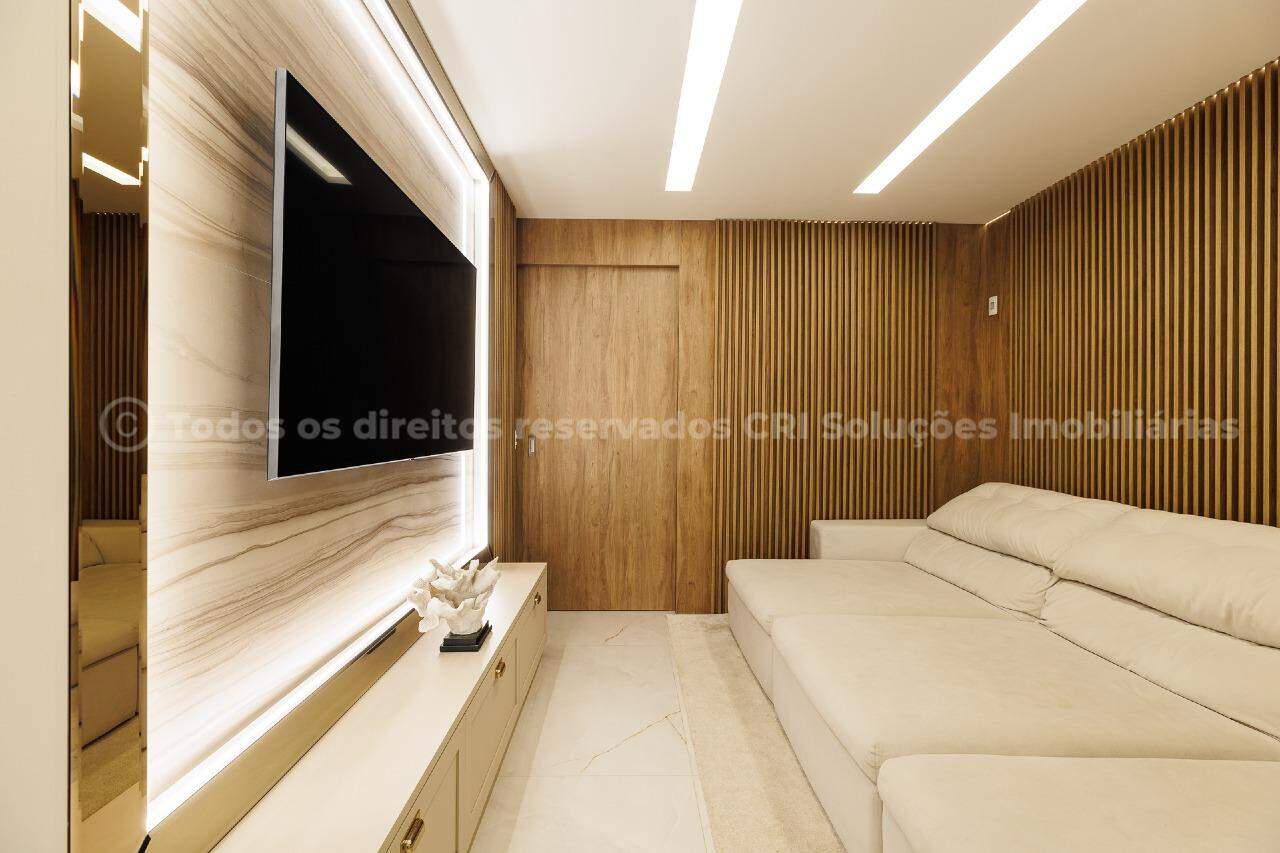 Foto do imóvel Cobertura no Edifício Brava Palace em Itajaí – 4 suítes, piscina privativa e vista para o mar