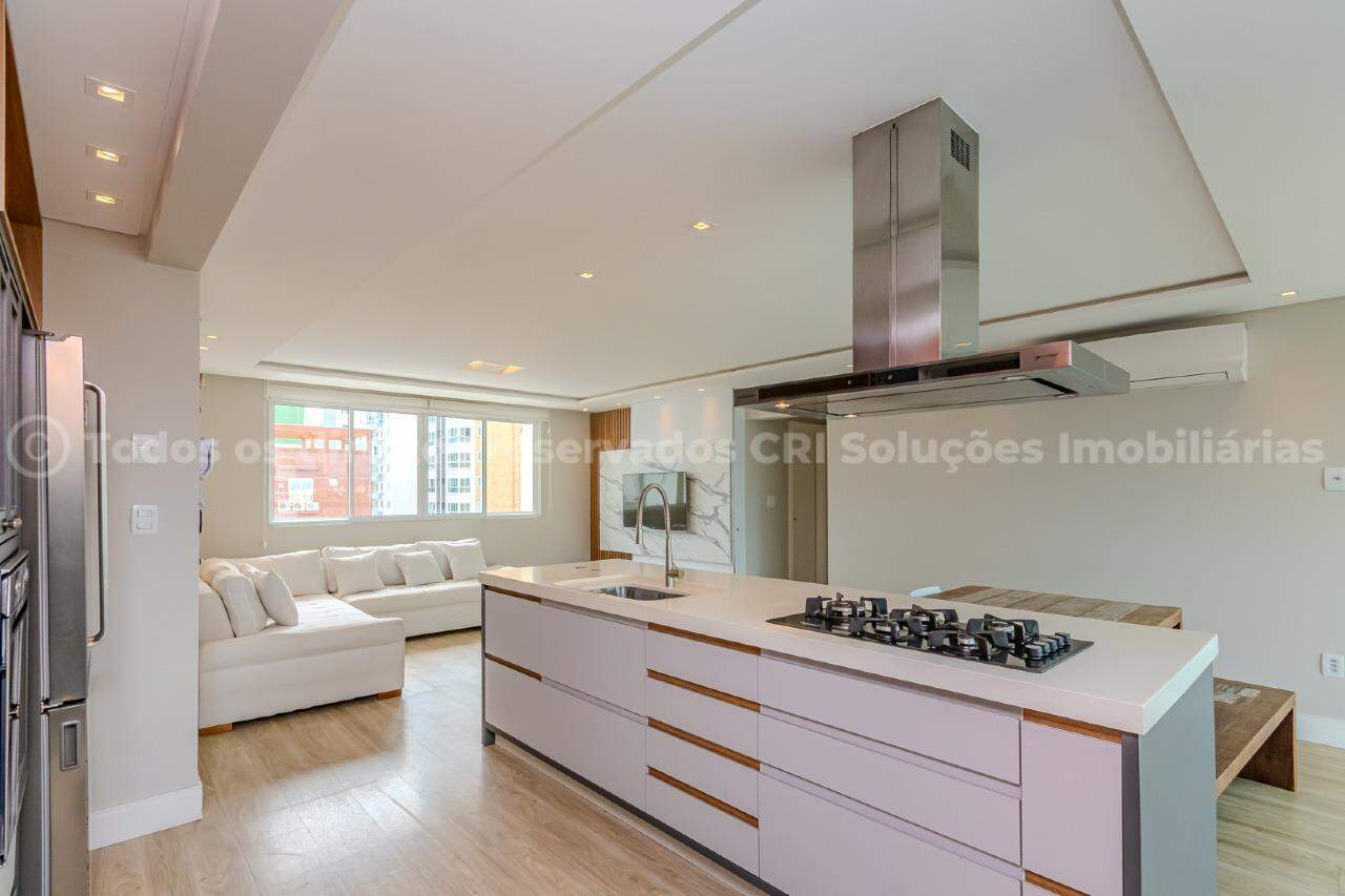 Foto do imóvel Apartamento mobiliado no Edifício Jardim Atlântica – 132m² e 4 vagas em Balneário Camboriú