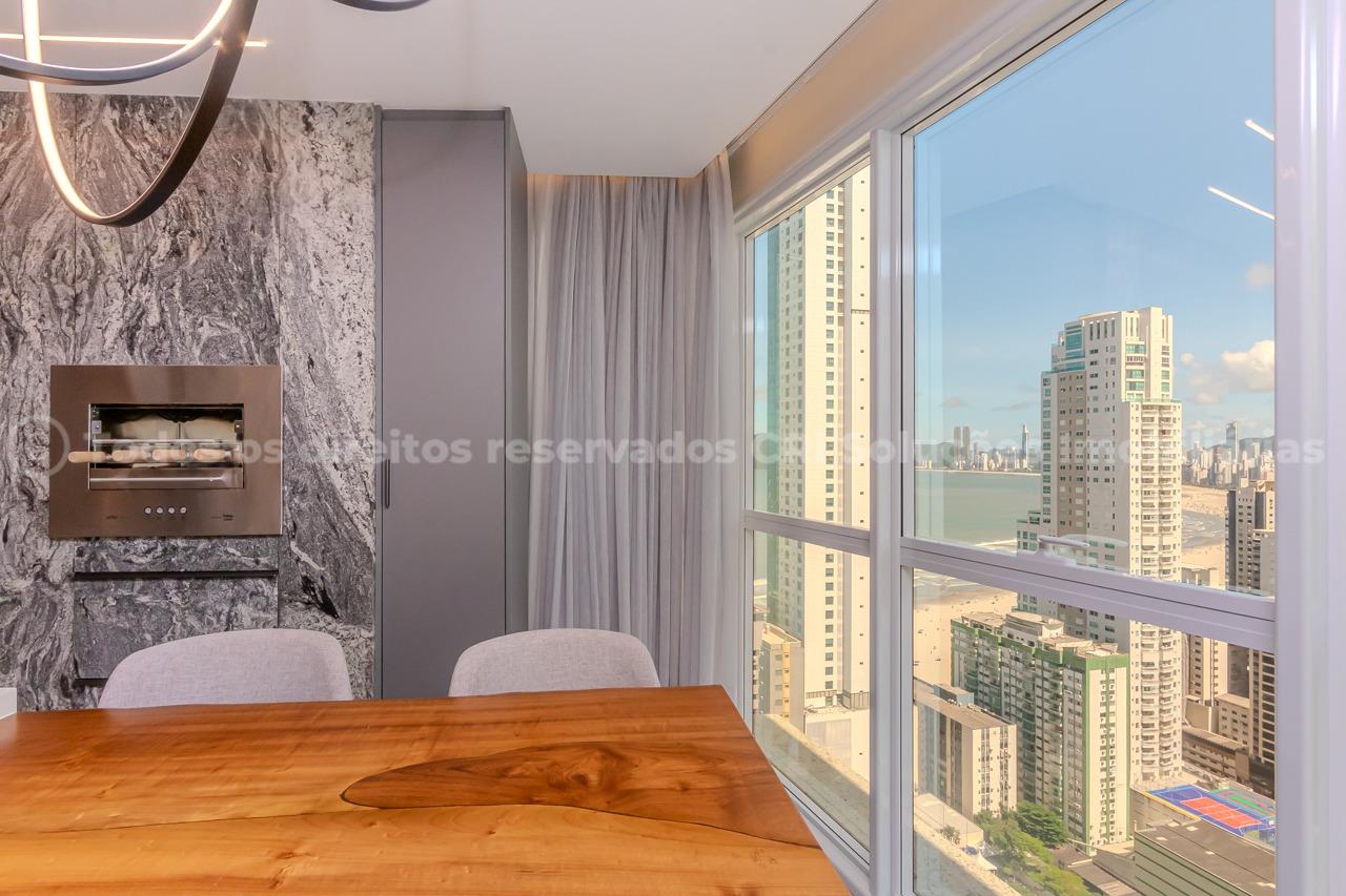 Foto do imóvel Apartamento no Alameda Jardins em Balneário Camboriú – 114m², 3 suítes e vista para o mar