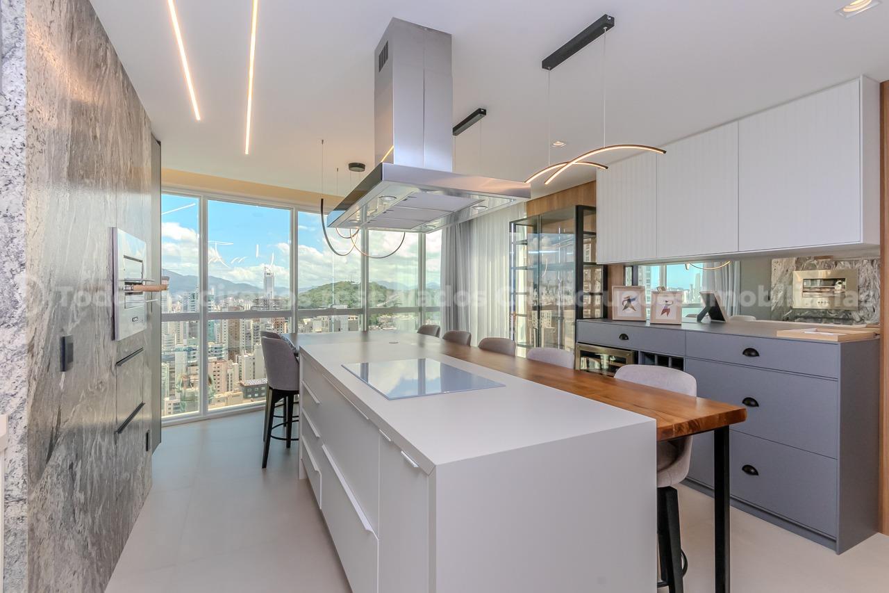 Foto do imóvel Apartamento no Alameda Jardins em Balneário Camboriú – 114m², 3 suítes e vista para o mar