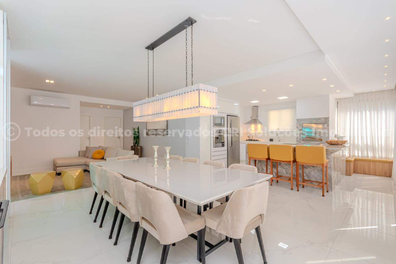 Foto do imóvel Apartamento no Edifício Beach Village Residence com 04 suítes em Meia Praia, Itapema/SC.