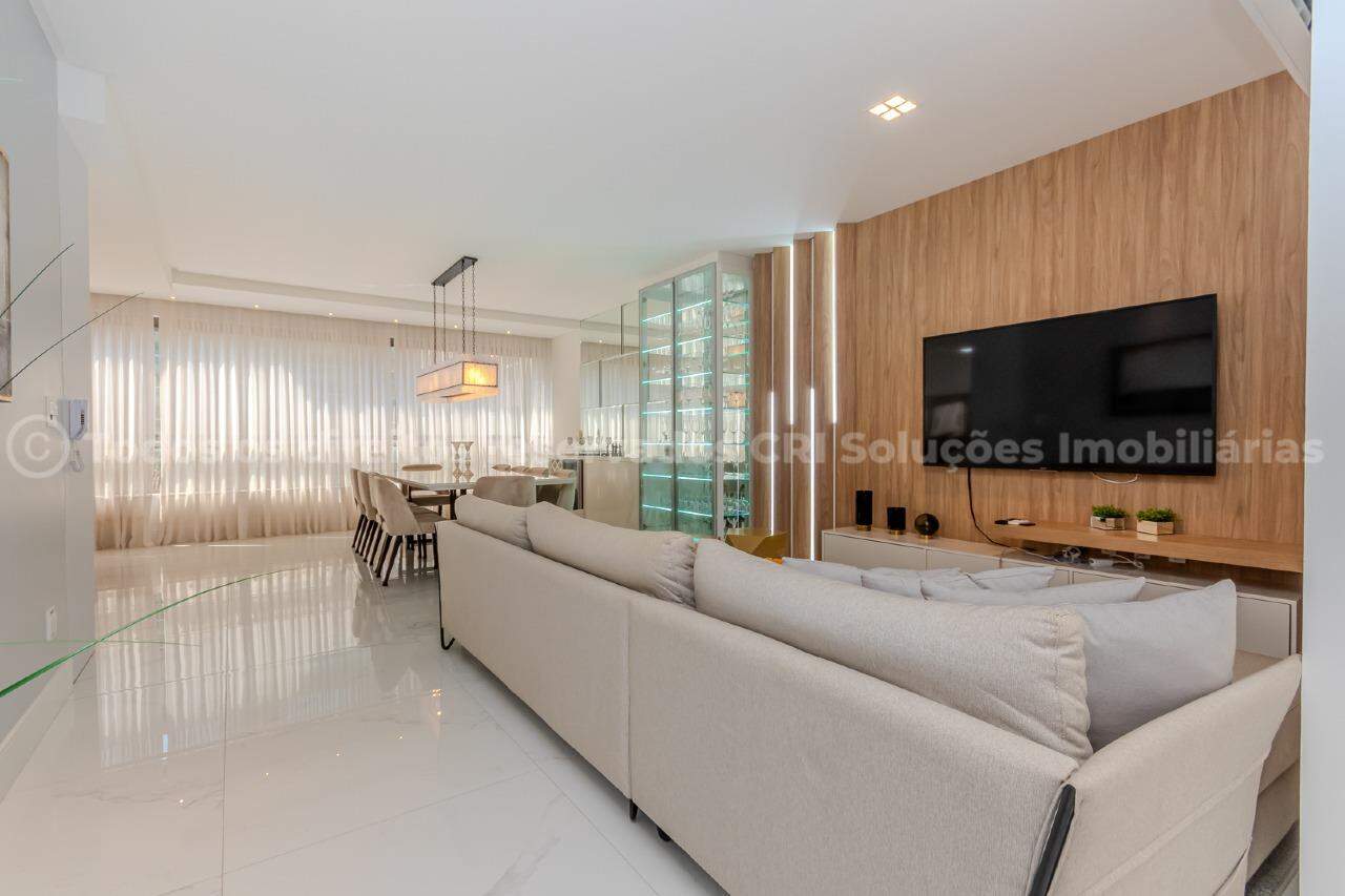 Foto do imóvel Apartamento no Edifício Beach Village Residence com 04 suítes em Meia Praia, Itapema/SC.