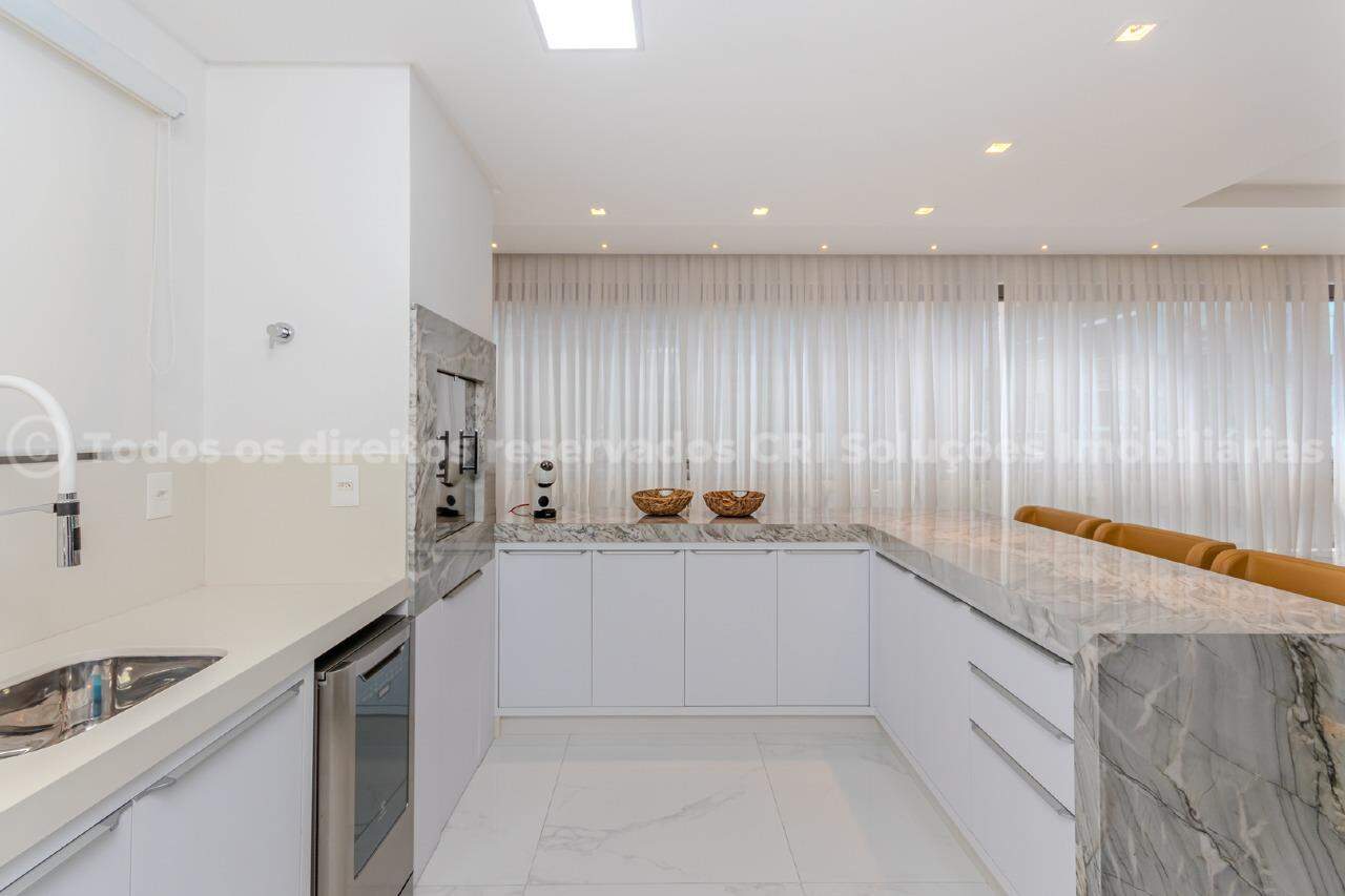 Foto do imóvel Apartamento no Edifício Beach Village Residence com 04 suítes em Meia Praia, Itapema/SC.