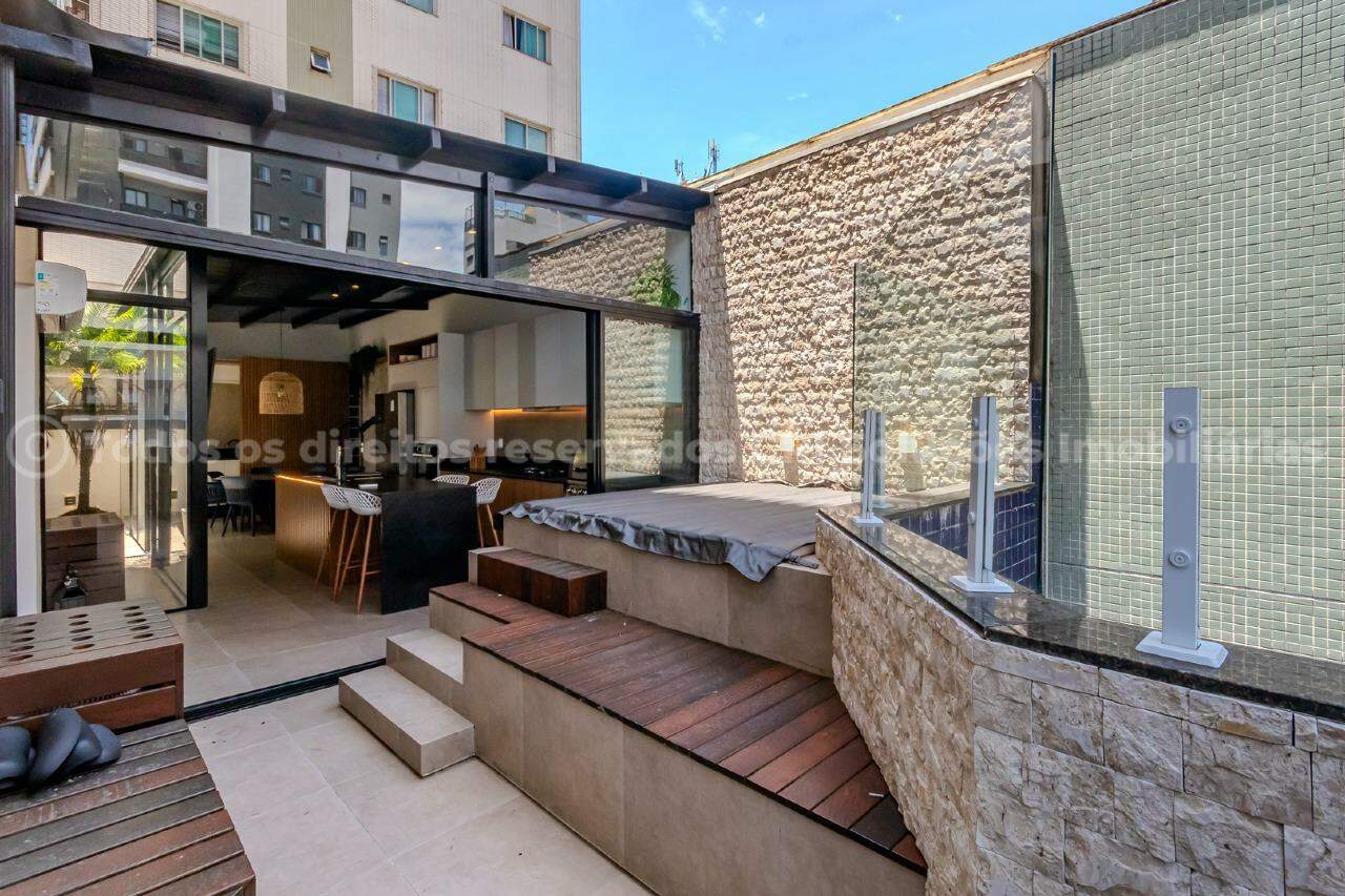 Foto do imóvel Apartamento Mobiliado á venda com 04 Dormitórios no Edifício Lá Salle em Balneário Camboriú