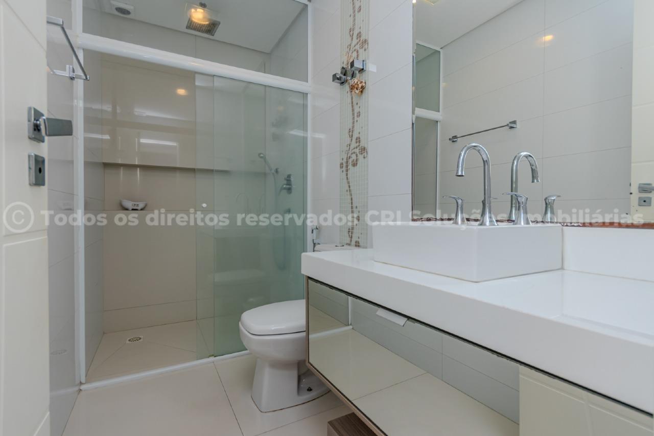 Foto do imóvel Apartamento com 3 Dormitórios no Chateau de Versailles no Centro de Balneário Camboriú