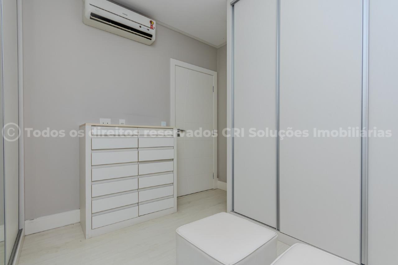 Foto do imóvel Apartamento com 3 Dormitórios no Chateau de Versailles no Centro de Balneário Camboriú