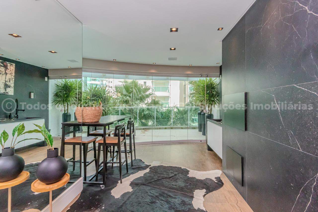 Foto do imóvel Apartamento mobiliado no Brava Beach Torre Aroeira Itajaí com 3 suítes e terraço