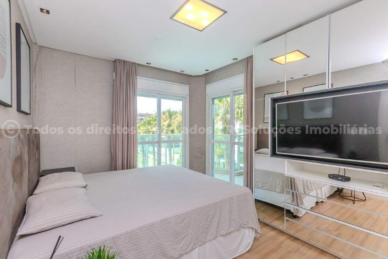 Foto do imóvel Apartamento mobiliado no Brava Beach Torre Aroeira Itajaí com 3 suítes e terraço
