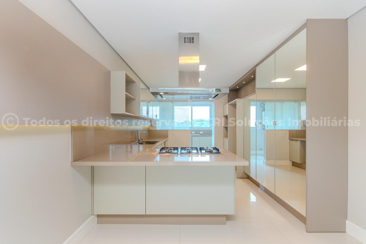 Foto do imóvel Apartamento no Brava Home Resort Itajaí com 4 suítes e 206m²