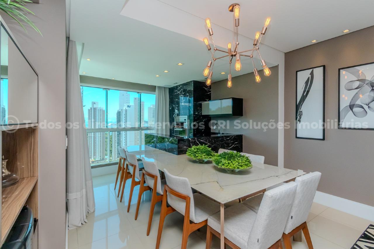Foto do imóvel Apartamento Mobiliado á venda com 03 Suítes no Edifício Império das Ondas em Balneário Camboriú