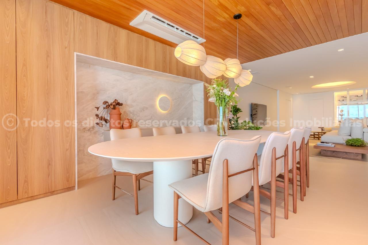 Foto do imóvel Apartamento 4 suítes no Edifício Tirreno em Praia Brava, Itajaí – 229 m² frente mar