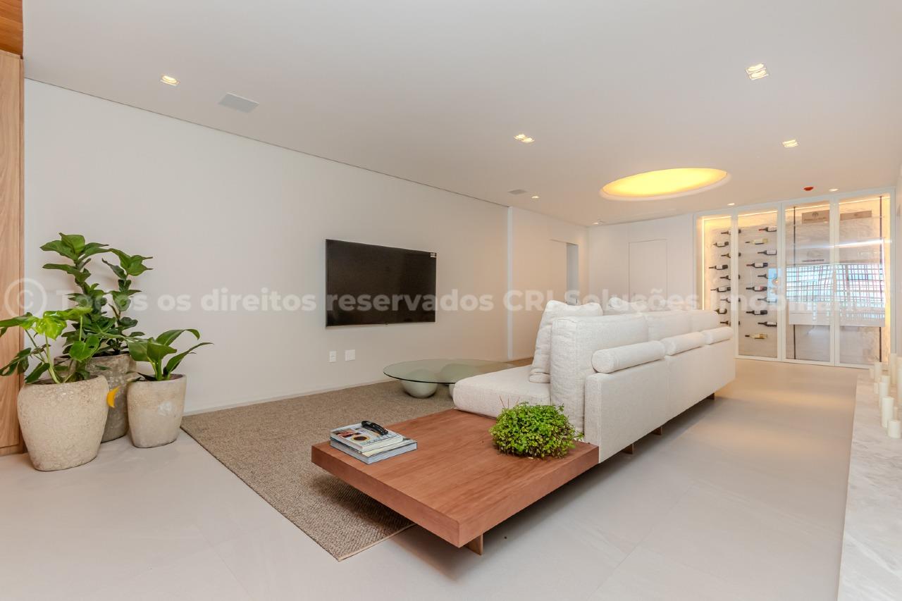 Foto do imóvel Apartamento 4 suítes no Edifício Tirreno em Praia Brava, Itajaí – 229 m² frente mar