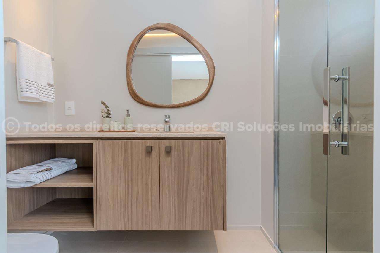 Foto do imóvel Apartamento 4 suítes no Edifício Tirreno em Praia Brava, Itajaí – 229 m² frente mar