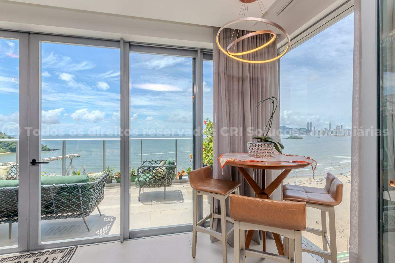 Foto do imóvel Apartamento Vista mar á venda com 04 suítes no Edifício Splendido em Balneário Camboriú