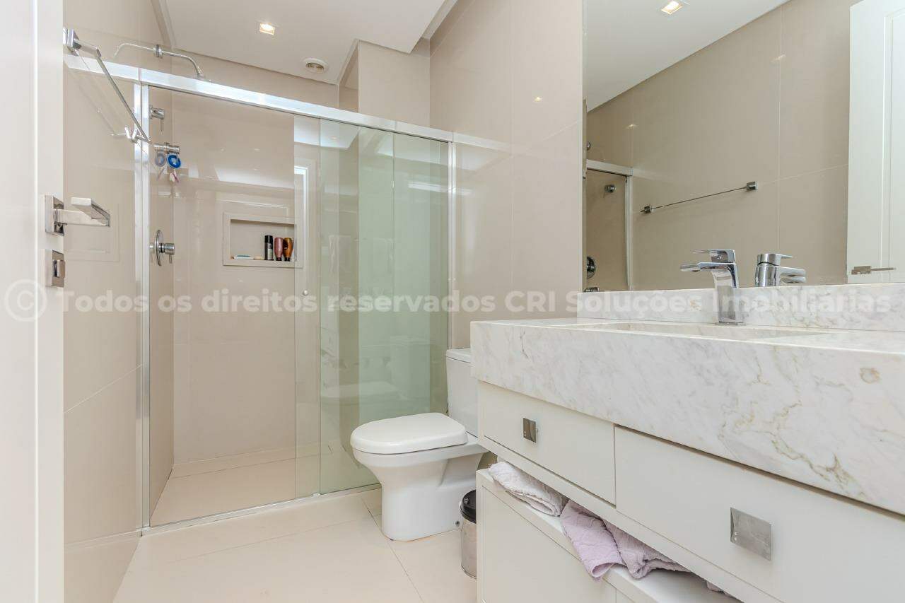 Foto do imóvel Apartamento Vista mar á venda com 04 suítes no Edifício Splendido em Balneário Camboriú