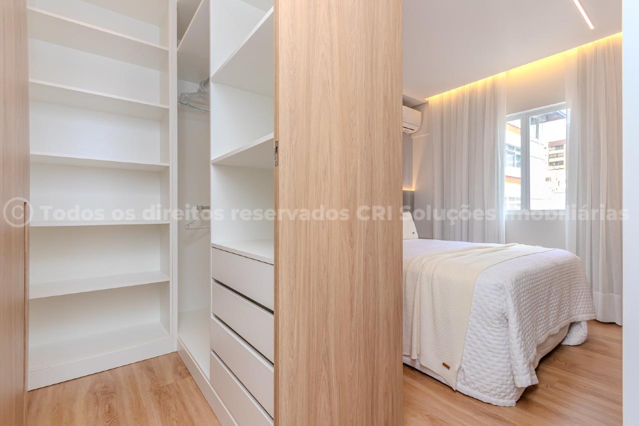 Foto do imóvel Apartamento 3 dormitórios no Edifício Pietro Zanella na Avenida Atlântica Balneário Camboriú