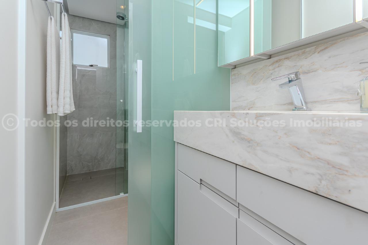 Foto do imóvel Apartamento 3 dormitórios no Edifício Pietro Zanella na Avenida Atlântica Balneário Camboriú