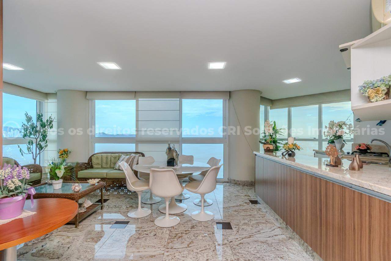 Foto do imóvel Apartamento de luxo no Edifício Costão da Barra, Barra Sul – Frente Mar em Balneário Camboriú