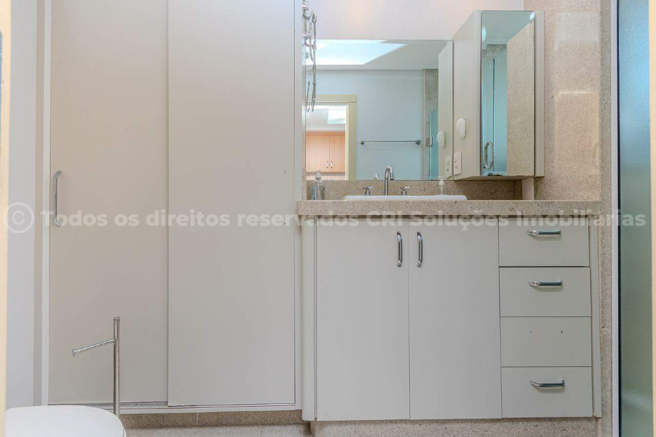 Foto do imóvel Apartamento de luxo no Edifício Costão da Barra, Barra Sul – Frente Mar em Balneário Camboriú