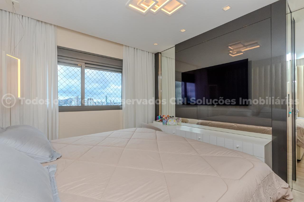 Foto do imóvel Apartamento 4 Suítes no Edifício Royal Tower Balneário Camboriú