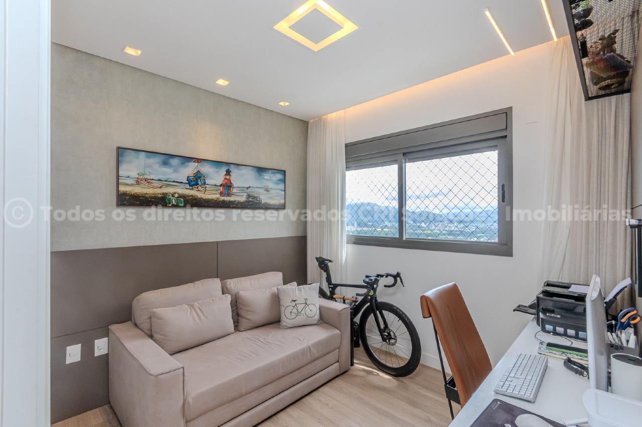 Foto do imóvel Apartamento 4 Suítes no Edifício Royal Tower Balneário Camboriú