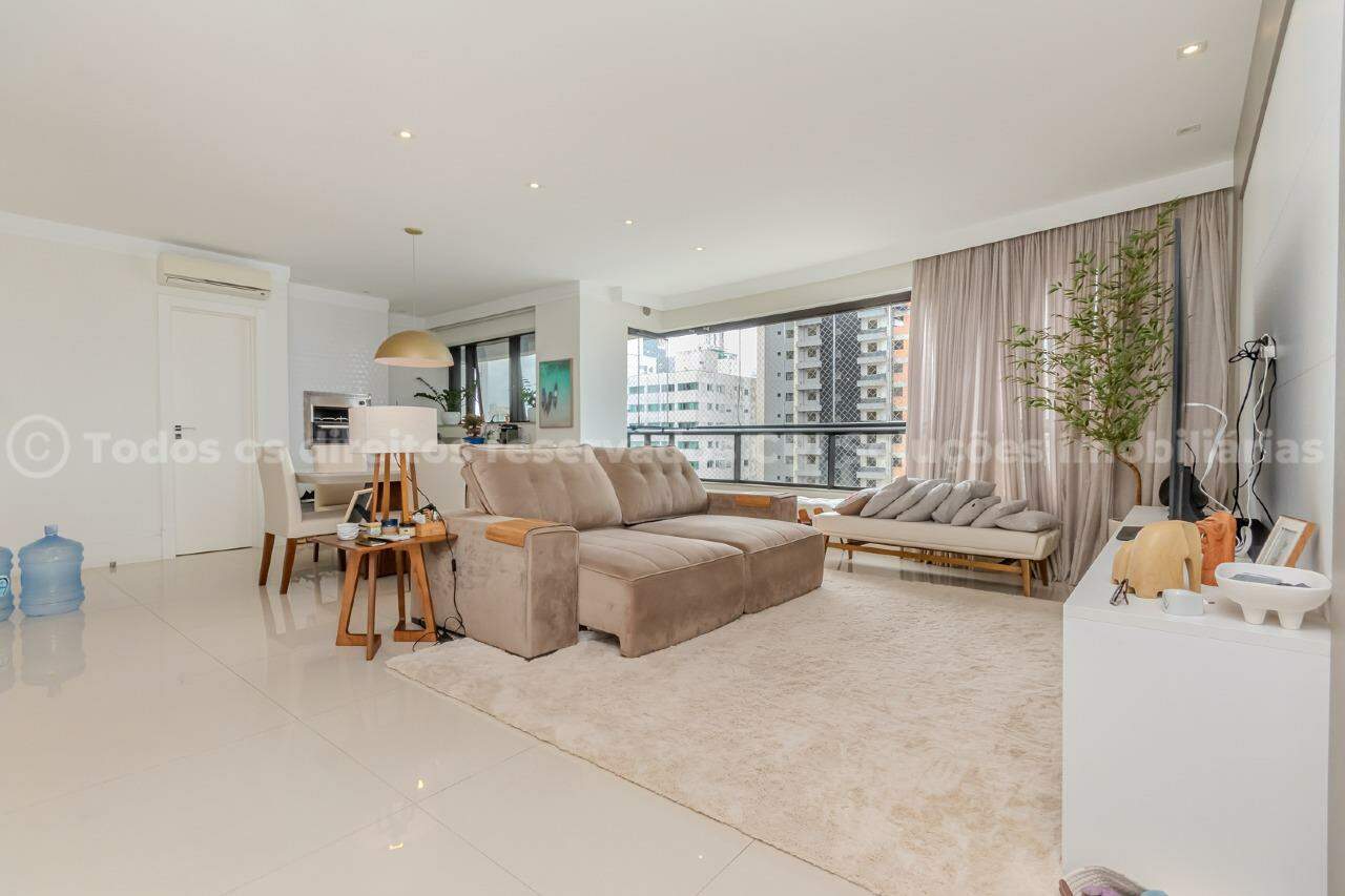 Foto do imóvel Apartamento mobiliado à venda com 03 suítes no edifício Merithamon em Balneário Camboriú