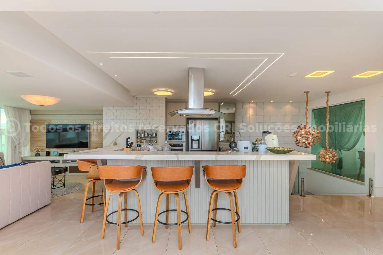 Foto do imóvel Cobertura Duplex com 3 Suítes à Venda no Brava Beach Aroeira na Praia Brava em Itajaí