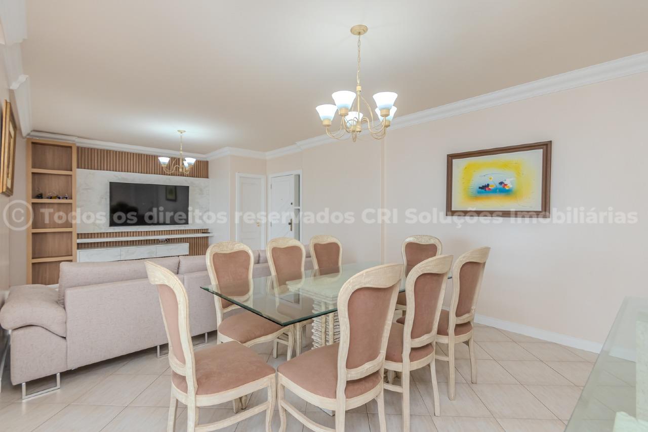 Foto do imóvel Apartamento Vista Mar Mobiliado á venda com 04 dormitórios no Edifício Solar Grimaldi em Balneário Camboriú