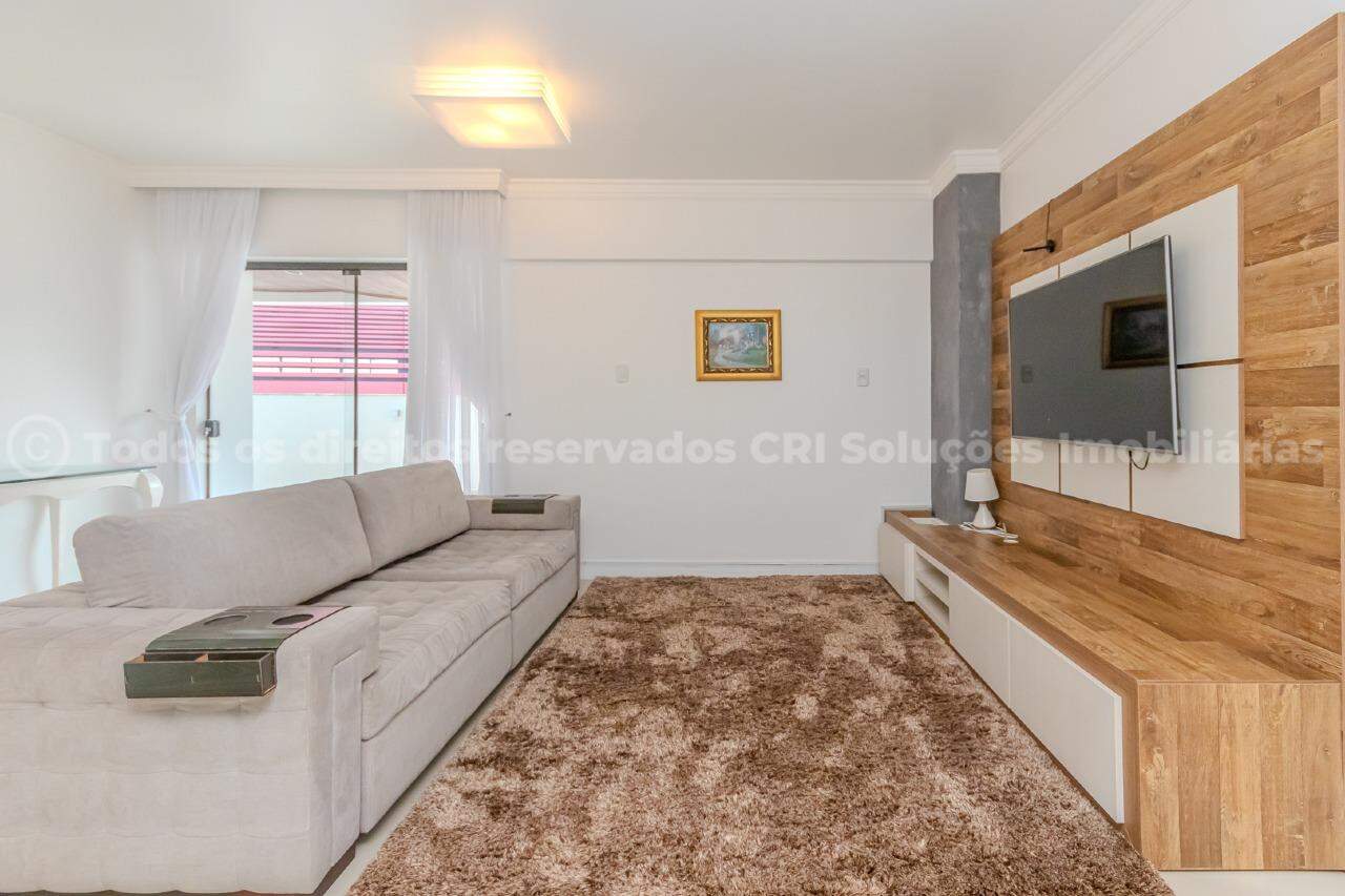 Foto do imóvel Apartamento Mobiliado Vista Mar á venda com 03 dormitórios no Edifício Torre de San Francisco na Barra Sul