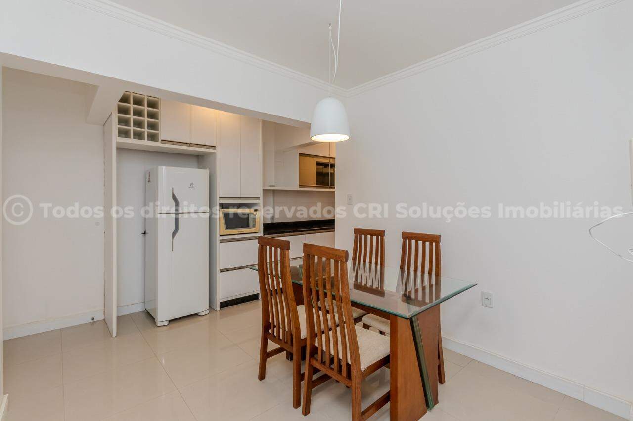 Foto do imóvel Apartamento Mobiliado Vista Mar á venda com 03 dormitórios no Edifício Torre de San Francisco na Barra Sul