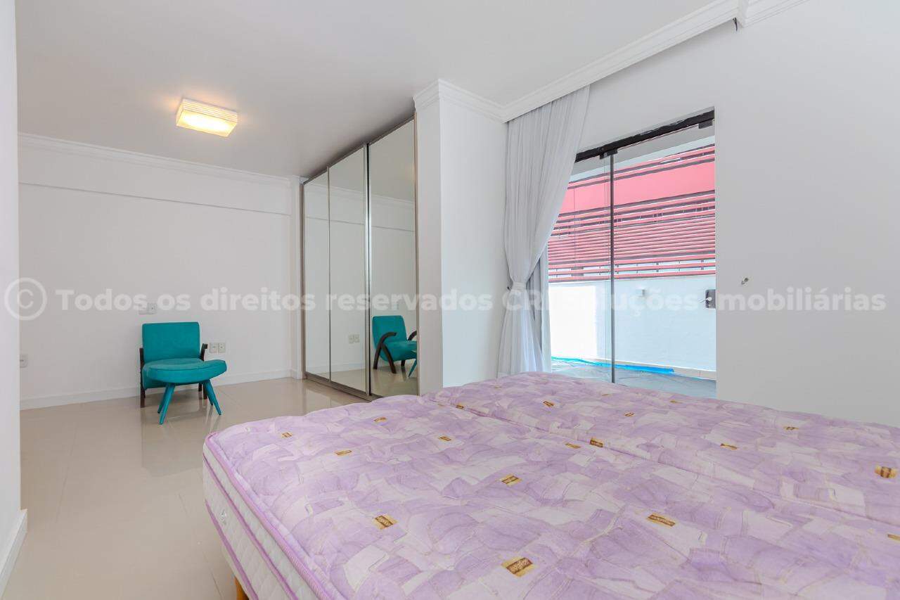 Foto do imóvel Apartamento Mobiliado Vista Mar á venda com 03 dormitórios no Edifício Torre de San Francisco na Barra Sul
