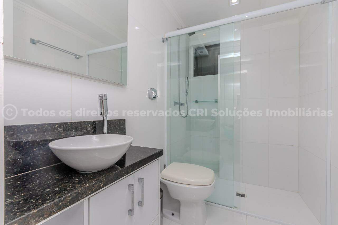 Foto do imóvel Apartamento Mobiliado Vista Mar á venda com 03 dormitórios no Edifício Torre de San Francisco na Barra Sul