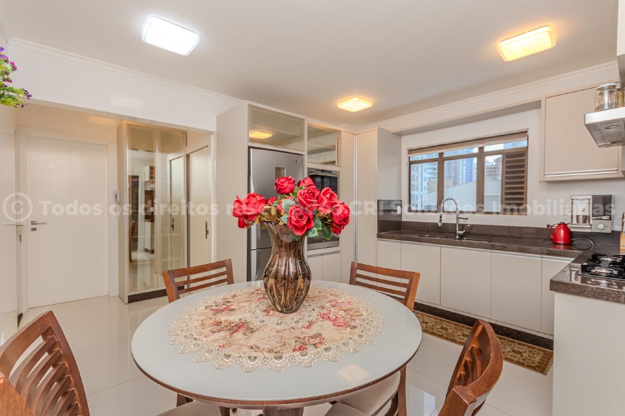 Foto do imóvel Apartamento Mobiliado com 03 Suítes á venda no Edifício Sunshine em Balneário Camboriú
