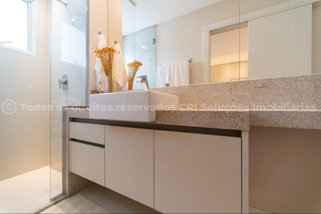 Foto do imóvel Apartamento Mobiliado Frente Mar á venda com 04 suítes no Edifício Ibiza Towers em Balneário Camboriú