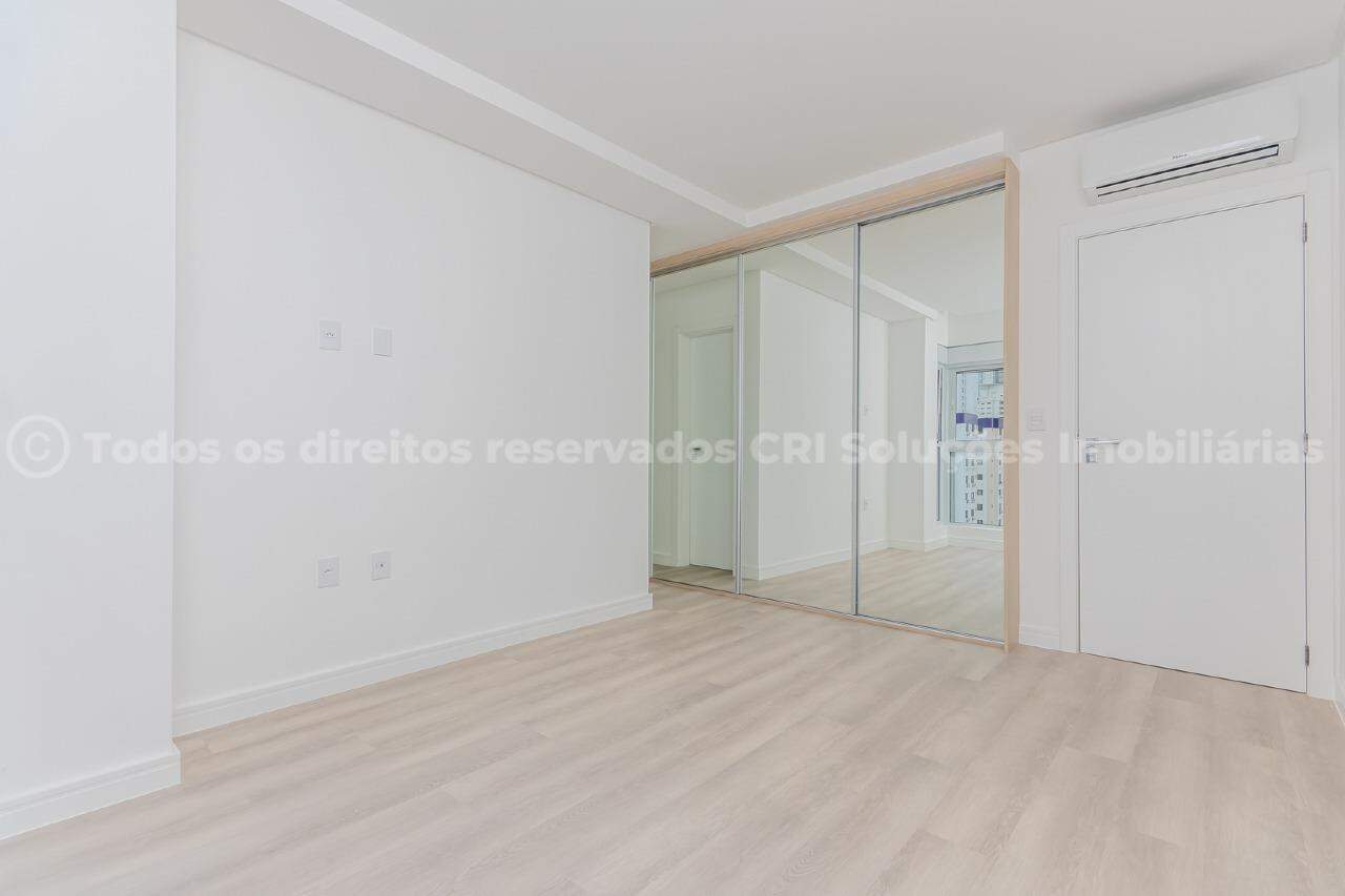 Foto do imóvel Apartamento com 4 suítes no Olimpia Residence, Centro de Balneário Camboriú
