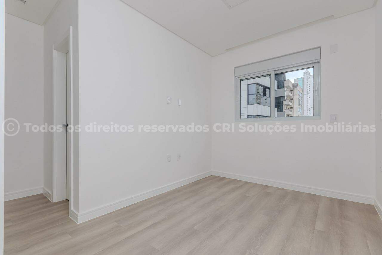 Foto do imóvel Apartamento com 4 suítes no Olimpia Residence, Centro de Balneário Camboriú